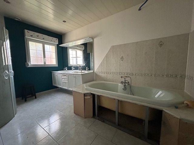 Maison - 160 m² - 4 pièces