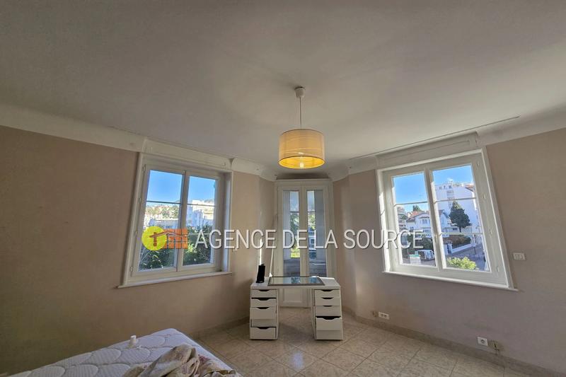 Appartement - 150 m² - 5 pièces