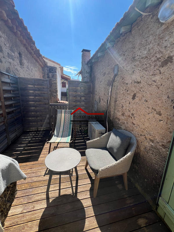 Maison - 256 m² - 4 pièces