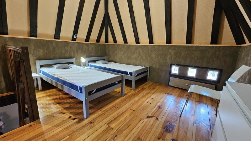 Maison - 250 m² - 10 pièces