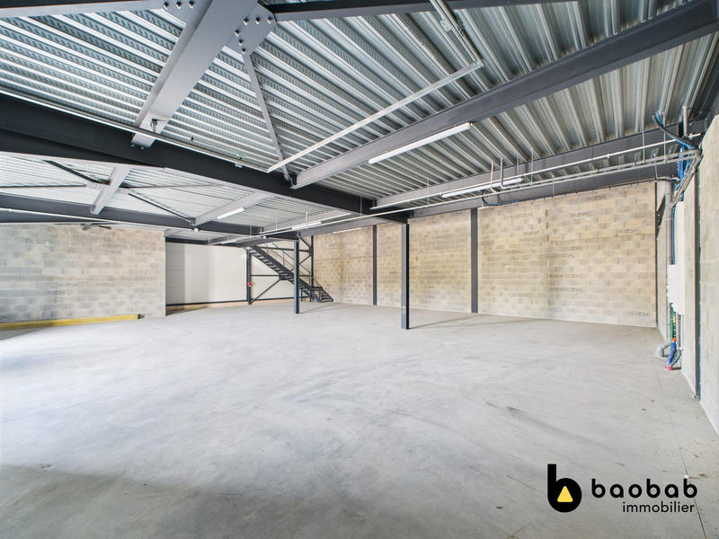Local d'activités - 400 m²