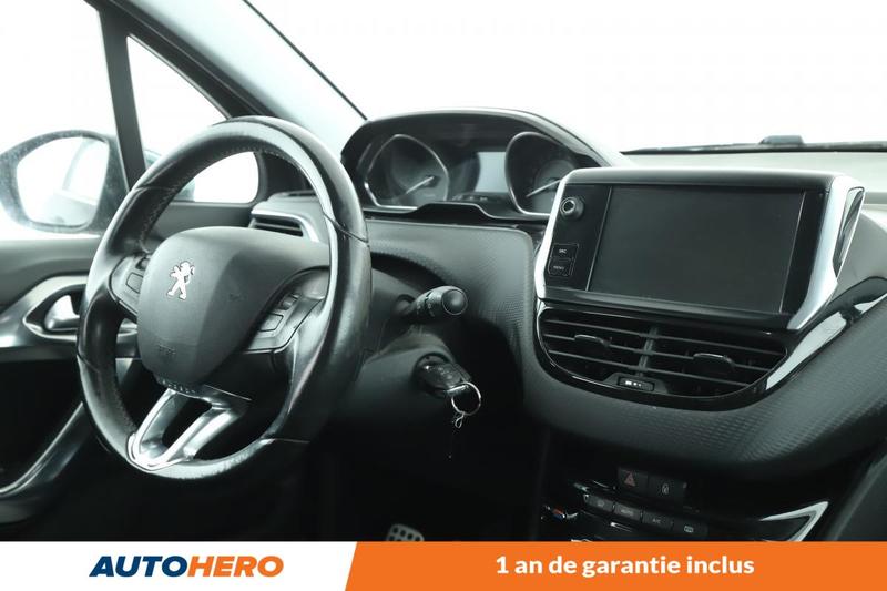 Peugeot 2008 1.6 VTi Feline Titane 120 ch