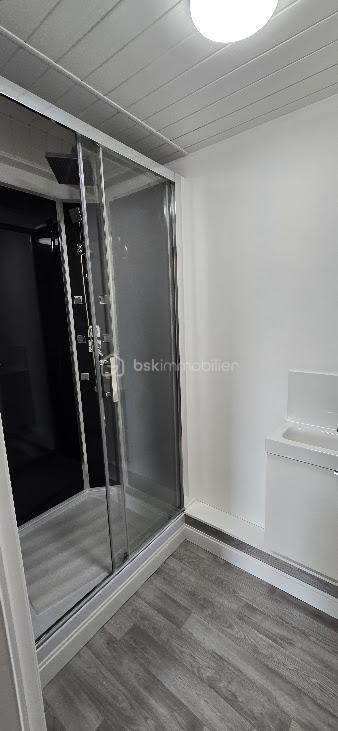 Maison - 244 m² - 9 pièces