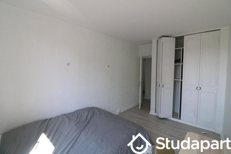 Chambre - 12 m² - 1 pièce