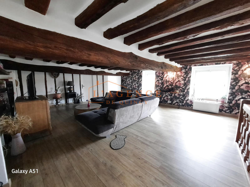 Maison - 275 m² - 7 pièces