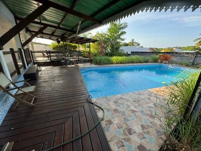 Maison - 110 m² - 5 pièces