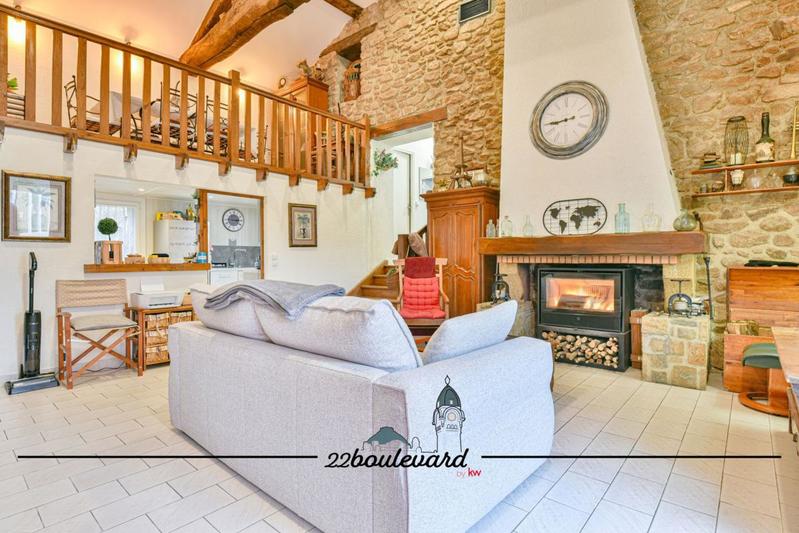 Maison - 85 m² - 4 pièces