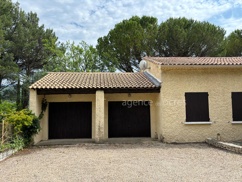 Maison - 102 m² - 4 pièces