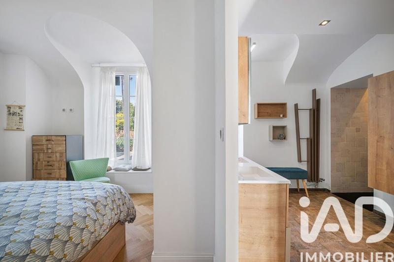 Appartement - 143 m² - 5 pièces