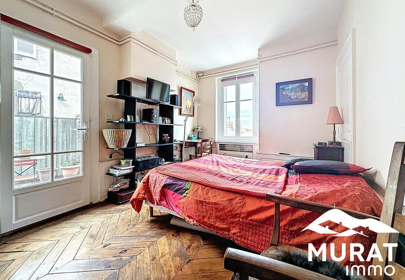 Appartement - 105 m² - 5 pièces