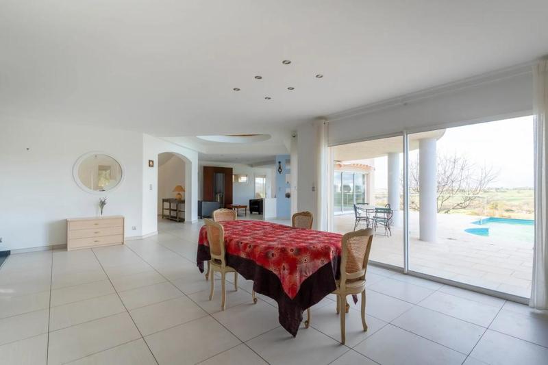 Maison d'architecte - 320 m² - 9 pièces