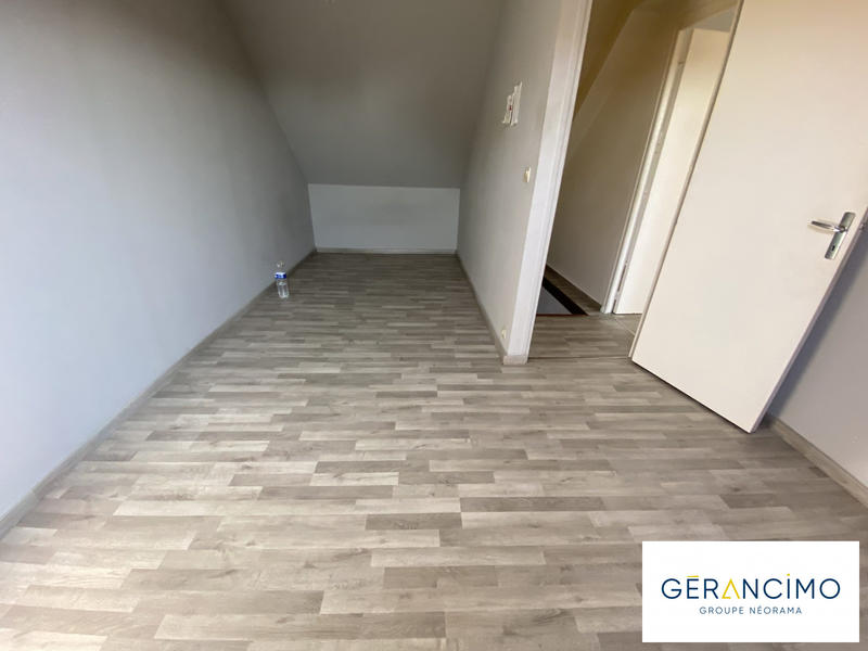 Appartement - 90 m² - 3 pièces