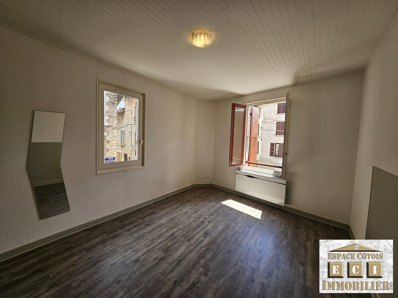 Maison traditionnelle - 62 m² - 3 pièces