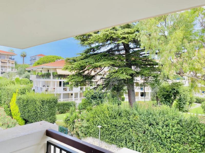 Studio - 27 m² - 1 pièce