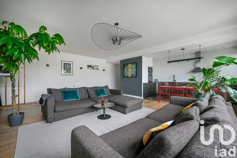 Appartement - 120 m² - 5 pièces