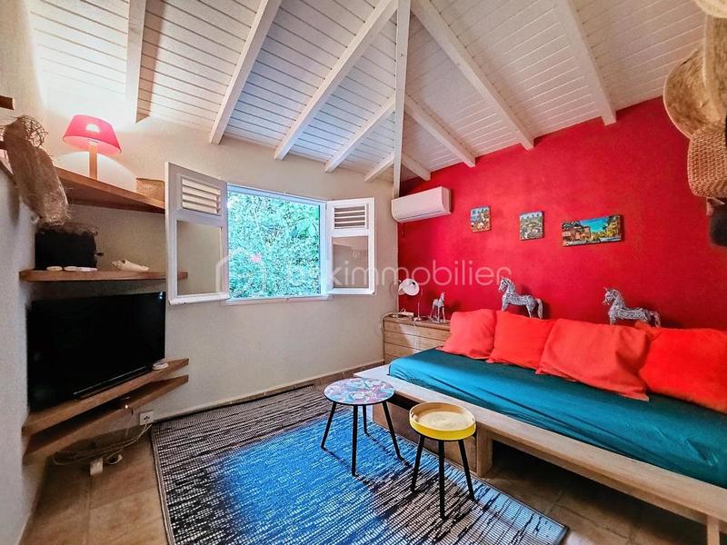 Villa - 94 m² - 6 pièces