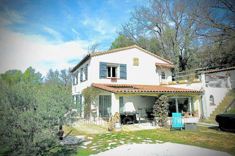 Maison - 138 m² - 4 pièces