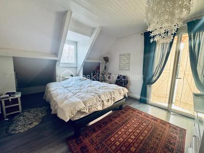 Maison - 150 m² - 7 pièces