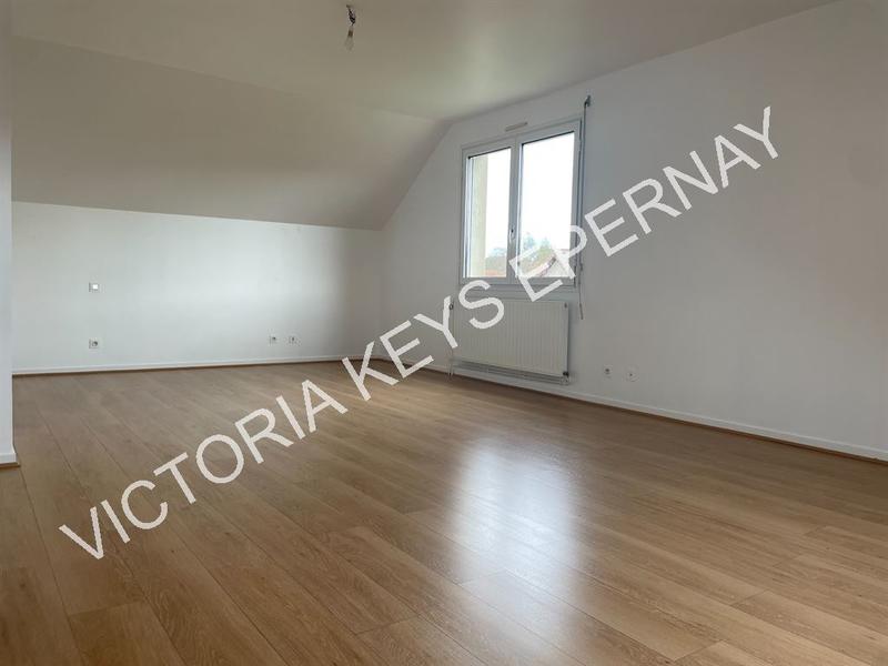 Maison - 169 m² - 6 pièces