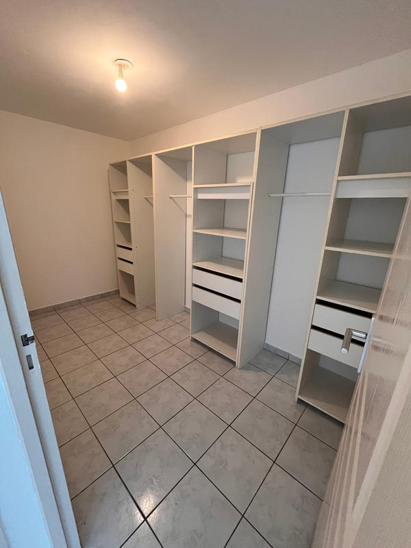 Appartement - 90 m² - 4 pièces