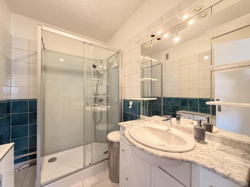 Appartement - 70 m² - 4 pièces