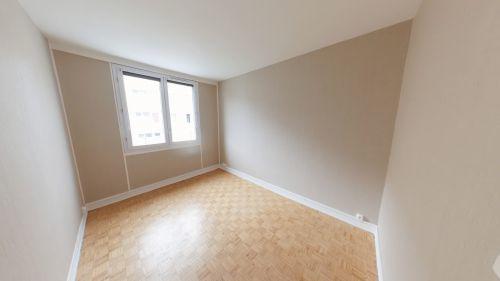 Appartement - 87 m² - 5 pièces
