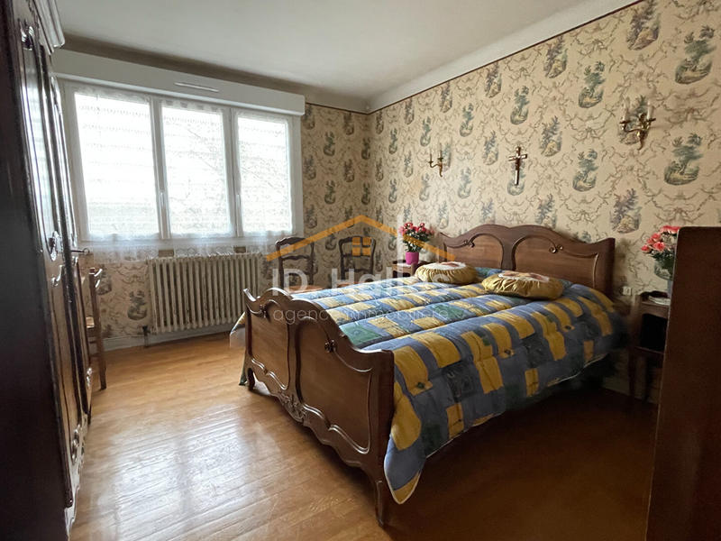 Maison - 104 m² - 4 pièces