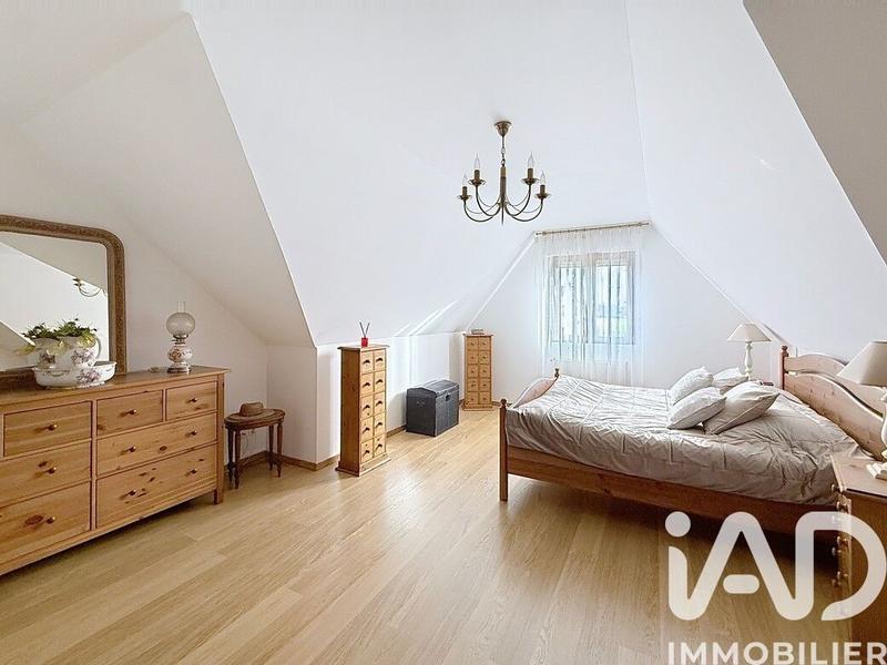 Maison - 165 m² - 7 pièces