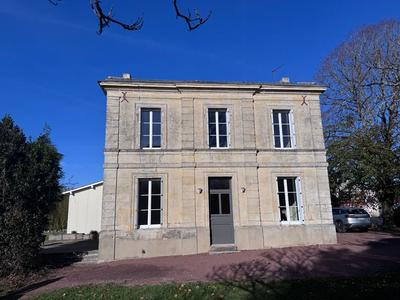 Propriété - 135 m² - 6 pièces