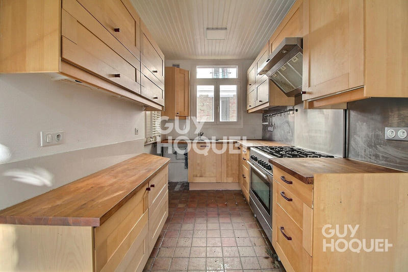 Maison - 102 m² - 5 pièces