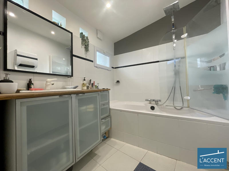 Maison - 144 m² - 4 pièces