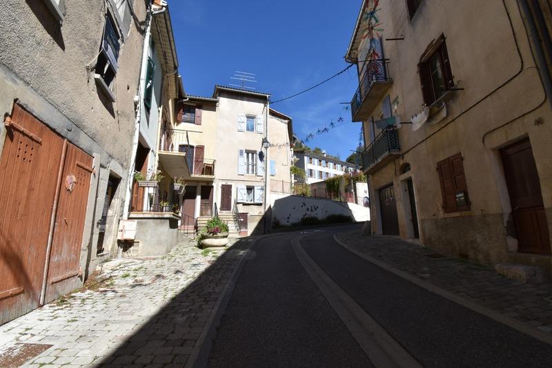 Maison de village - 76 m² - 4 pièces