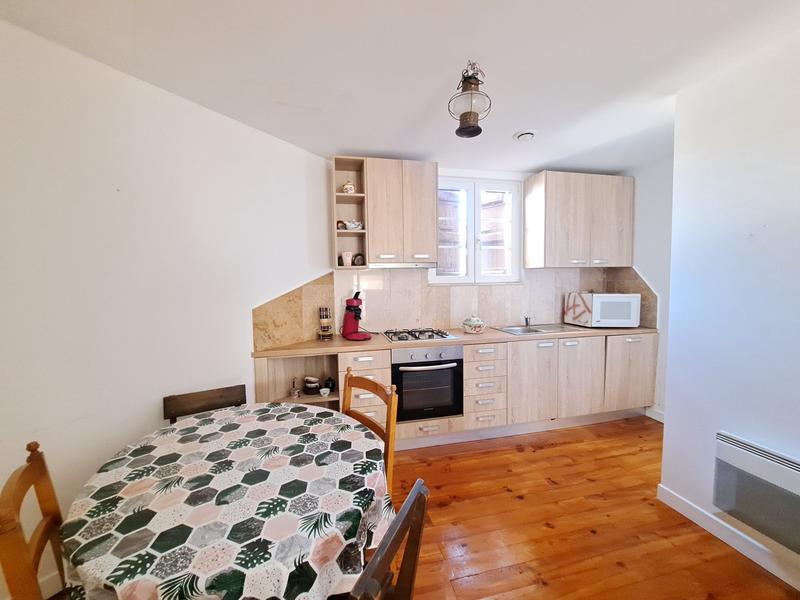 Maison - 265 m² - 7 pièces