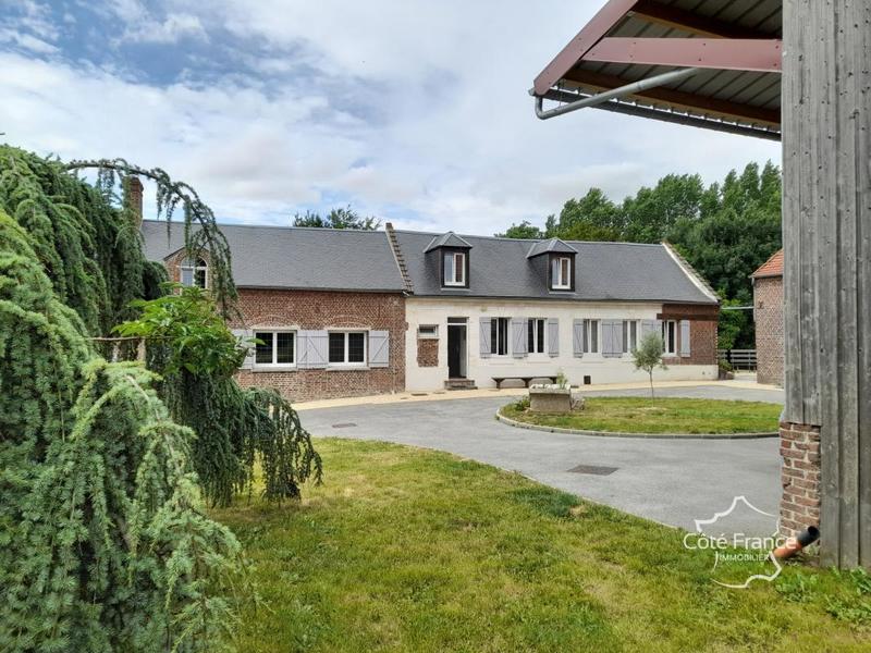 Propriété - 200 m² - 6 pièces