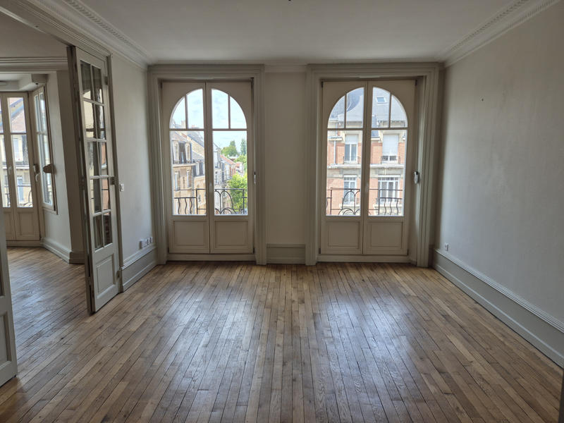 Appartement - 83 m² - 4 pièces