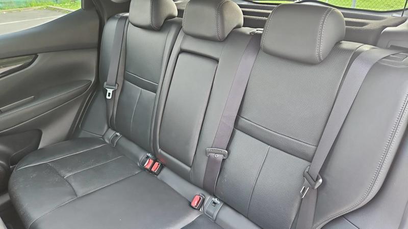 Nissan Qashqai II 1.2 Dig-T 115 Tekna