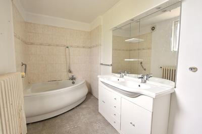 Maison - 110 m² - 7 pièces