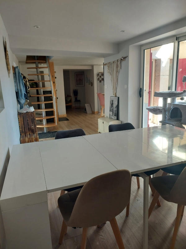 Maison - 160 m² - 5 pièces