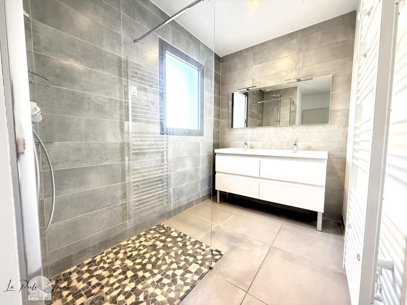 Villa - 175 m² - 5 pièces