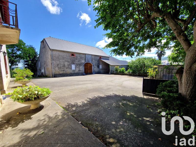 Maison de campagne - 240 m² - 8 pièces