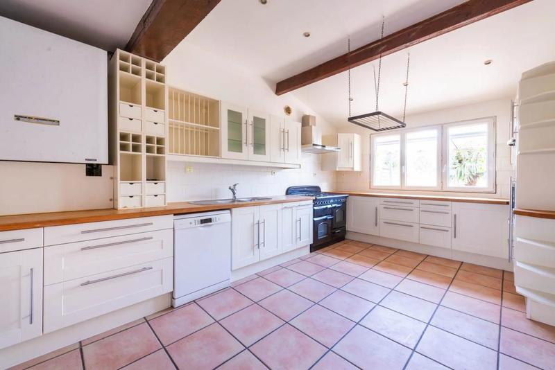 Maison - 133 m² - 6 pièces