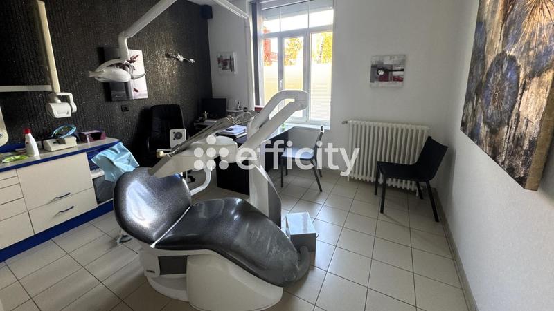 Maison - 255 m² - 7 pièces