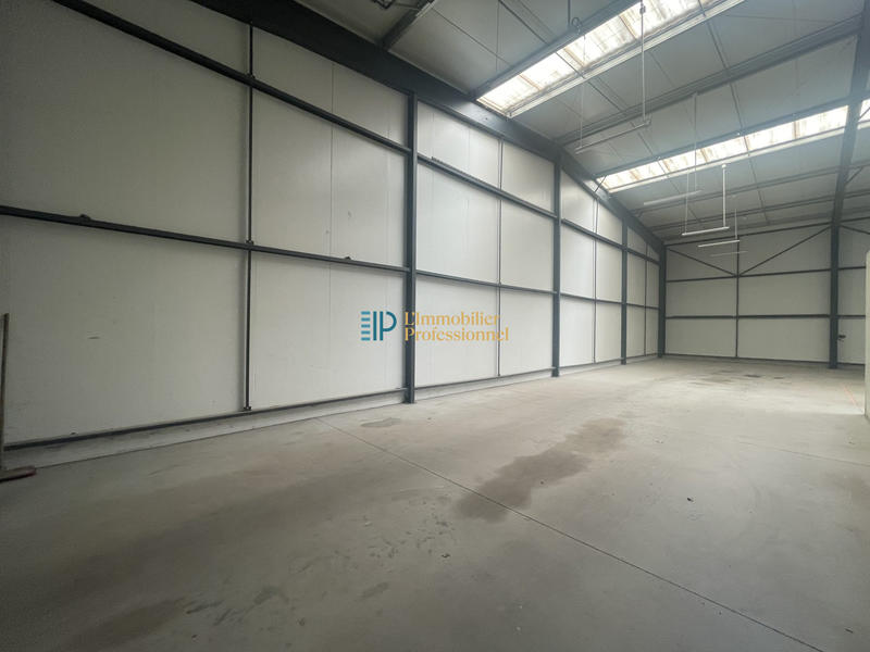 Entrepôt - 276 m²