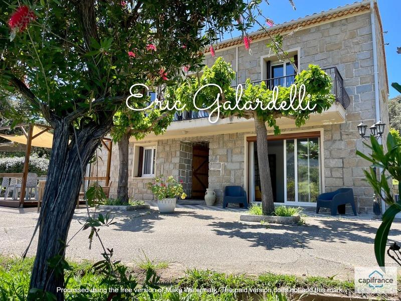 Maison - 136 m² - 7 pièces