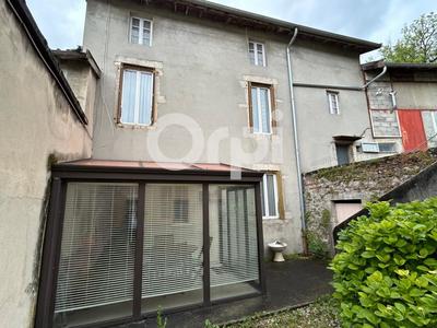 Maison de village - 94 m² - 4 pièces
