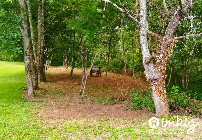 Maison - 305 m² - 6 pièces