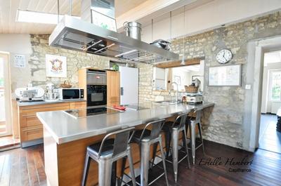 Maison - 205 m² - 10 pièces