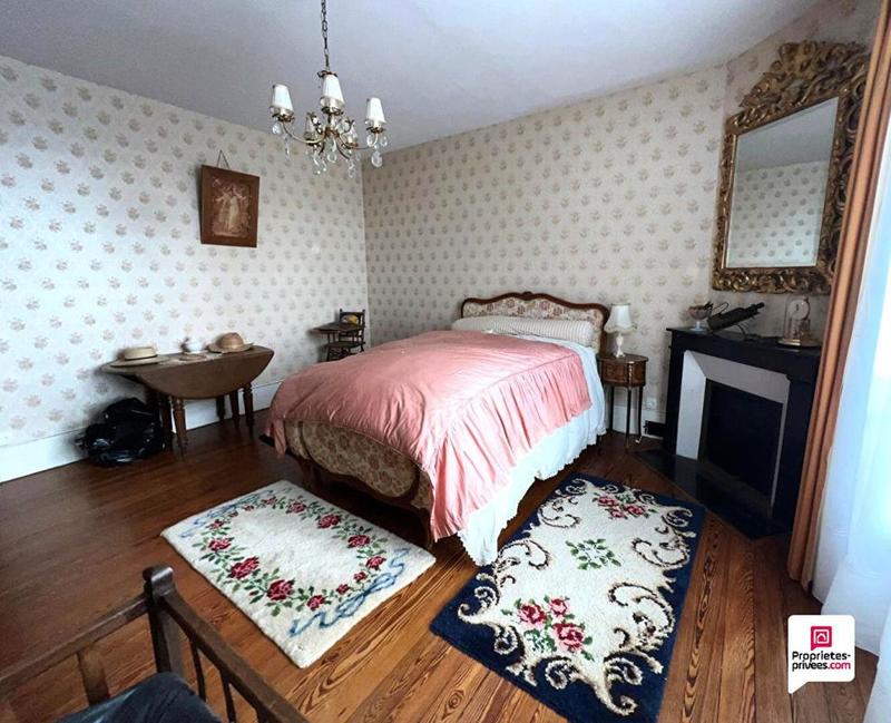 Maison - 162 m² - 7 pièces