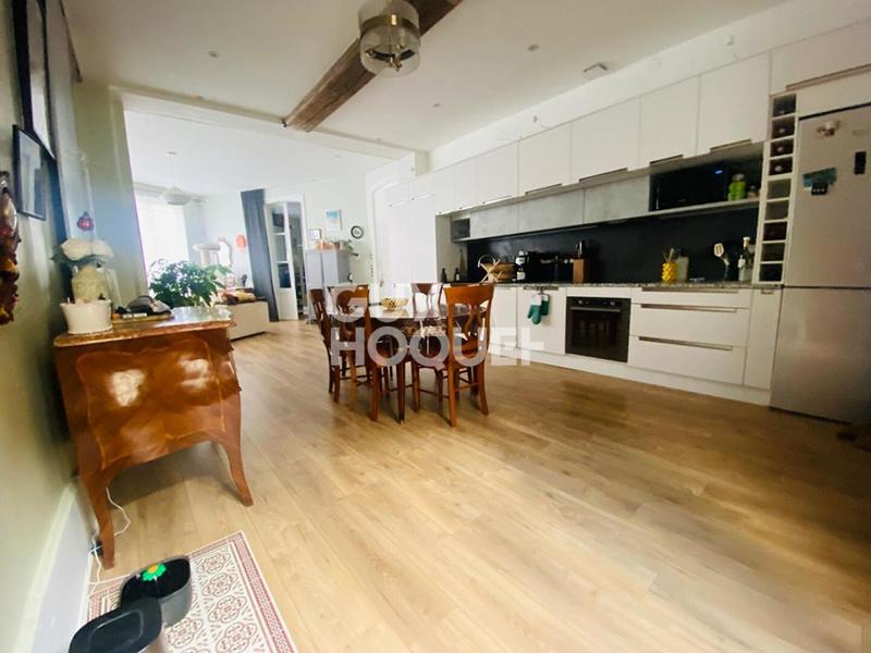 Appartement - 95 m² - 4 pièces