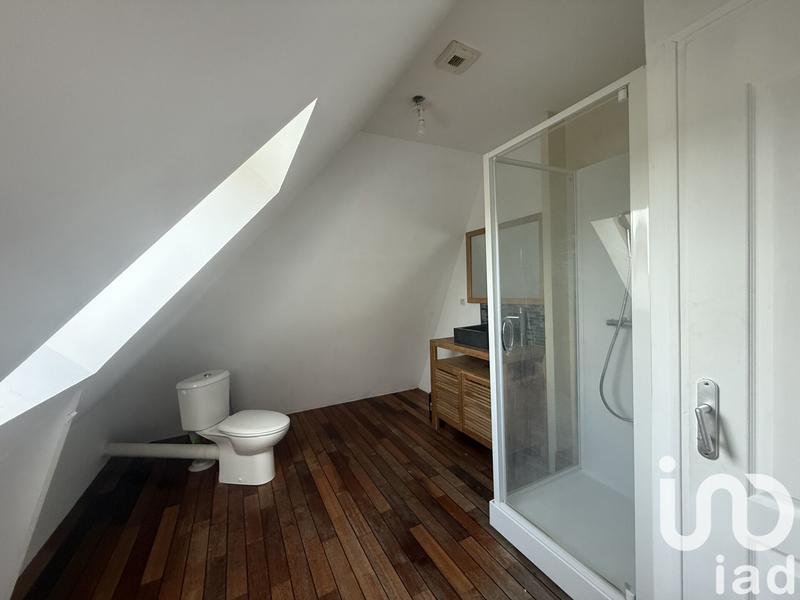 Maison - 152 m² - 9 pièces